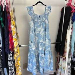 Women’s maxi dress